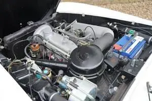 Usata Mercedes 190 Classic 105 CV (77 kW) 1960 Bianco Berlina