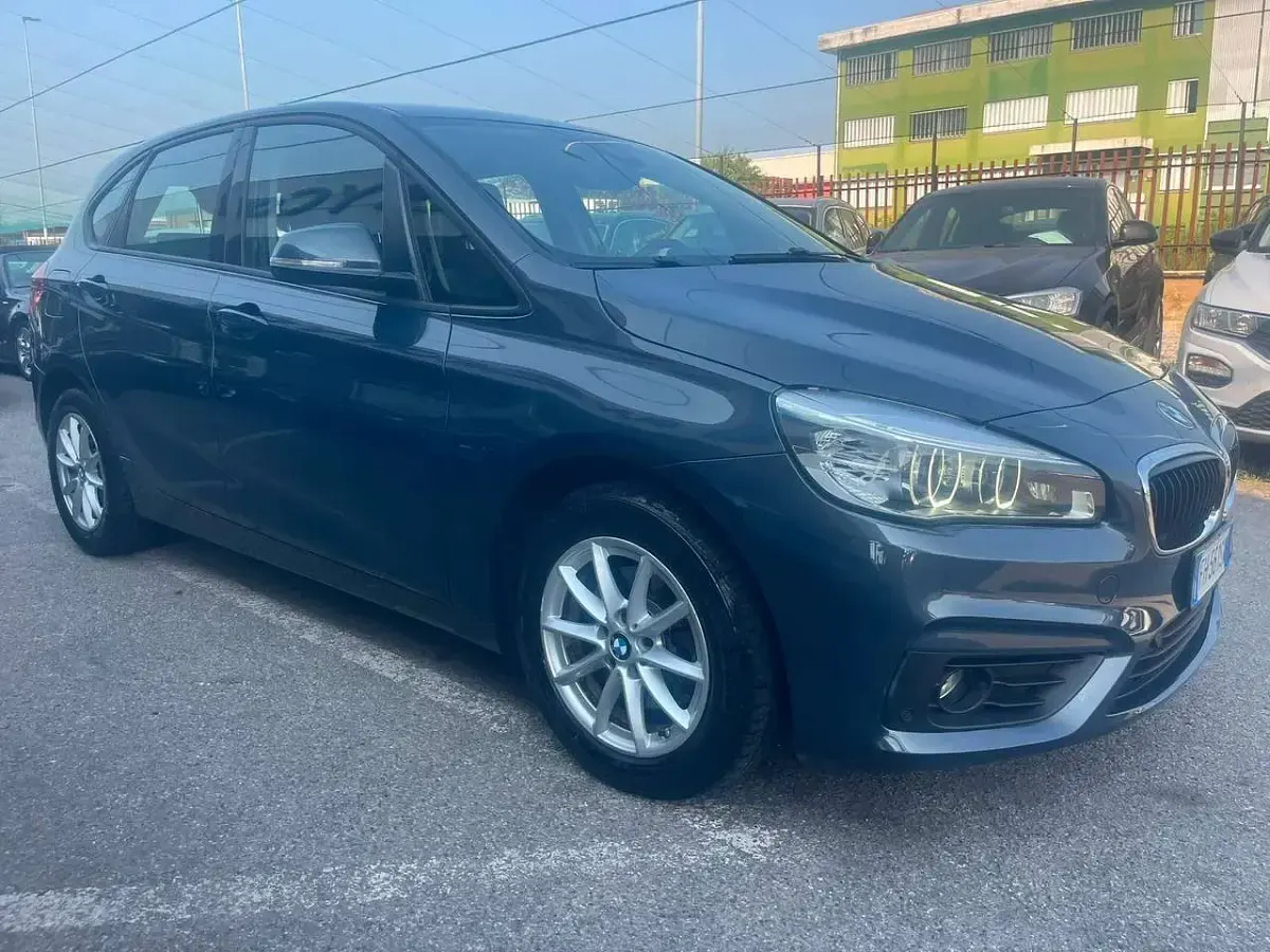Usata BMW 216 Active Tourer 116 CV (85 kW) 2017 Lilla Monovolume