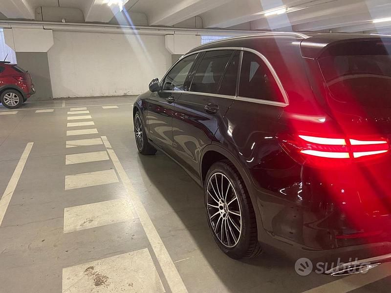 Usata Mercedes GLC250 AMG 204 CV (150 kW) 2015 Nero SUV