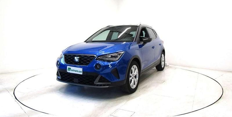 Usata Seat Arona FR 95 CV (69 kW) 2025 Blu scuro/nero SUV