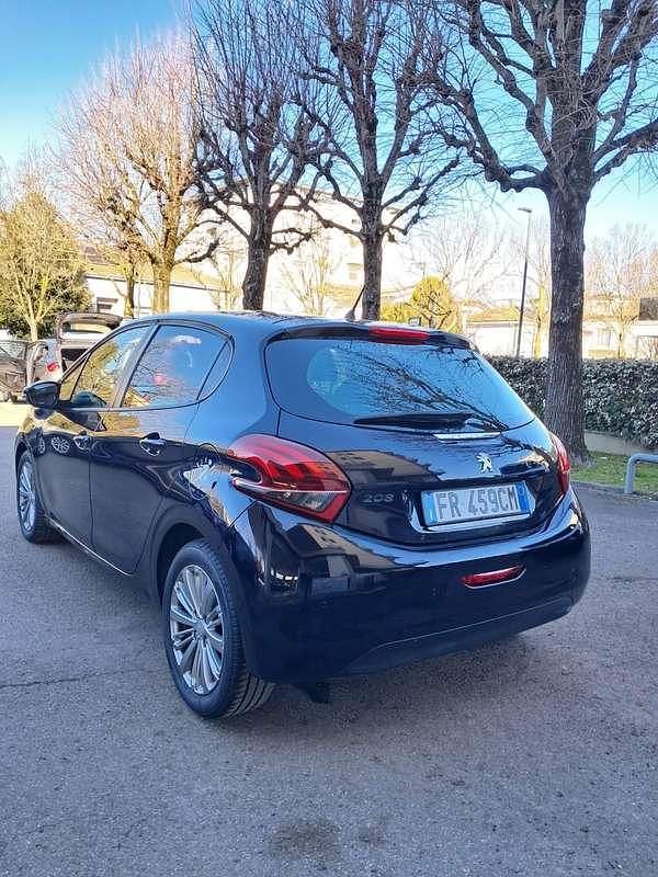 Usata Peugeot 208 Allure 95 CV (69 kW) 2013 Utilitaria