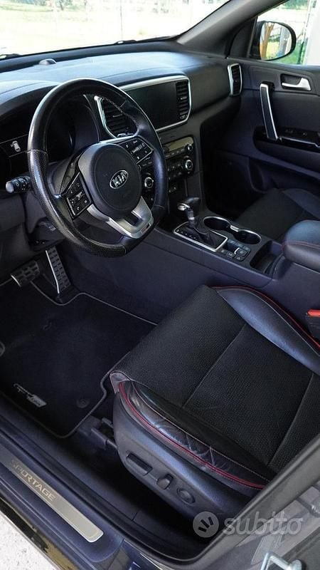 Usata Kia Sportage GT-Line 136 CV (100 kW) 2019 Grigio SUV