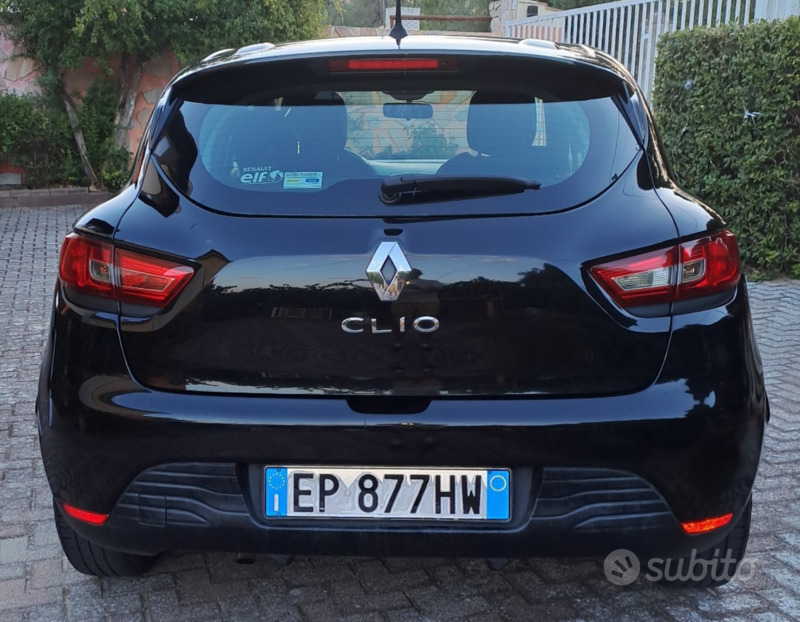 Usato 2013 Renault Clio IV 1.1 Benzin 73 CV (6.900 €)