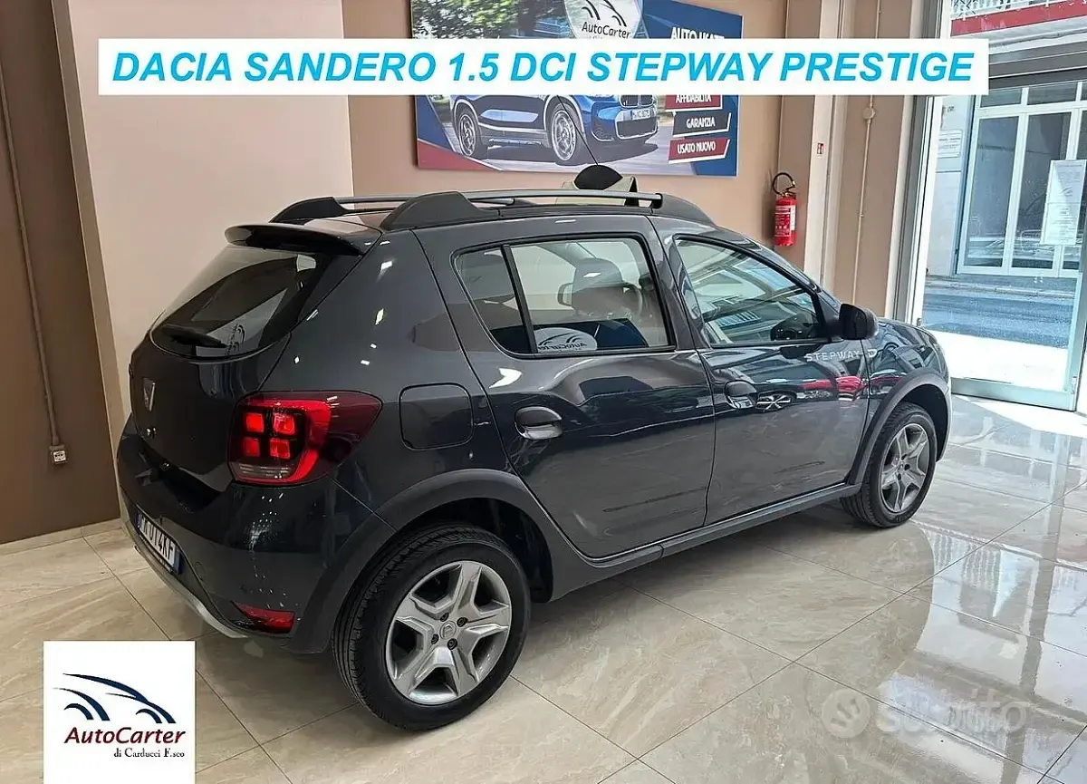 Usata Dacia Sandero Stepway 90 CV (66 kW) 2018 Grigio Berlina