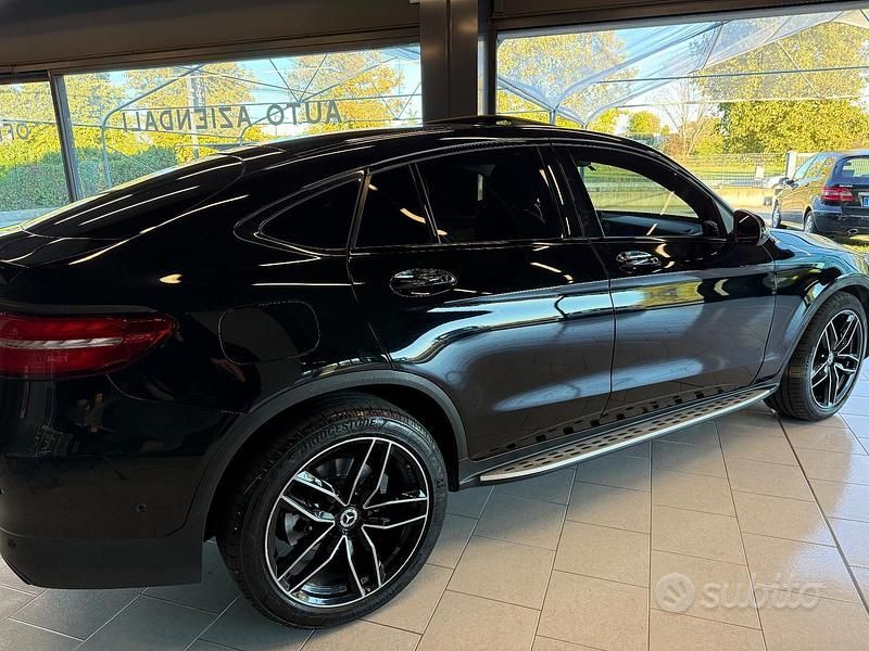 Usata Mercedes GLC220 Premium 169 CV (124 kW) 2017 Nero Coupé