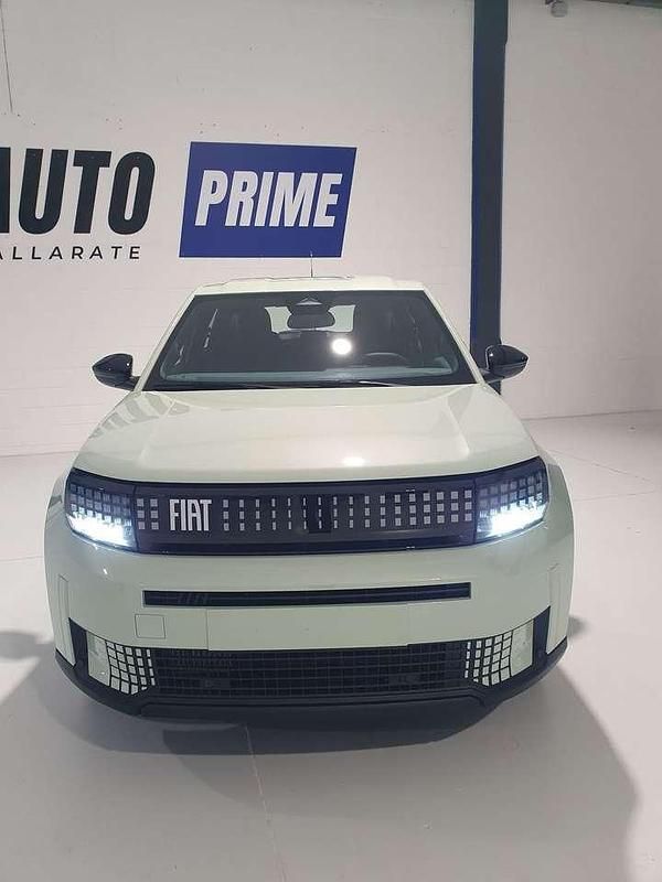 Nuova Fiat Grande Panda Icon 110 CV (80 kW) 2025 Bronzo Utilitaria