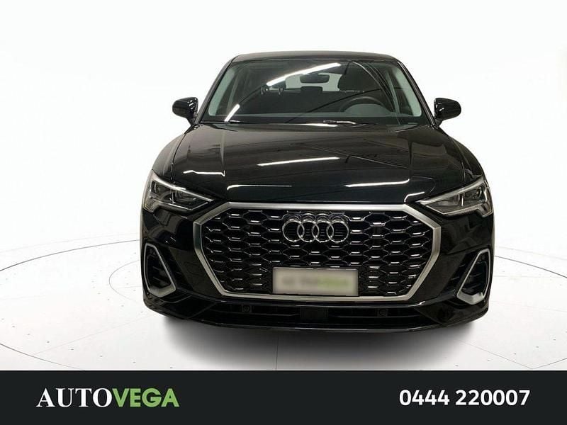 Usata Audi Q3 Sportback Business Plus 245 CV (180 kW) 2021 Nero / pastello SUV