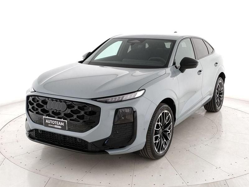 Nuova Audi Q3 Sportback S-Line 150 CV (110 kW) 2026 Verde SUV