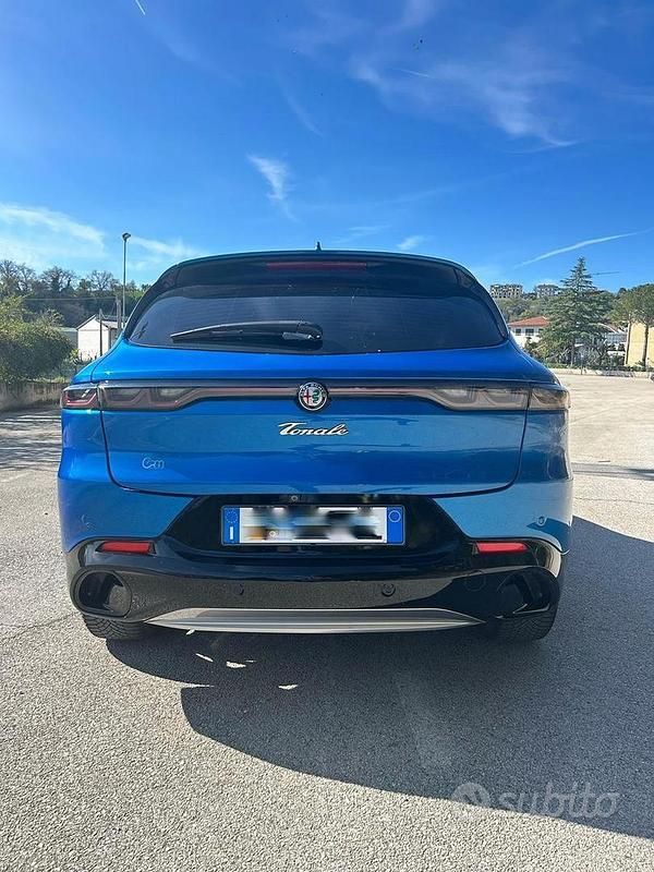 Usata Alfa Romeo Tonale Ti 131 CV (96 kW) 2023 Blu SUV
