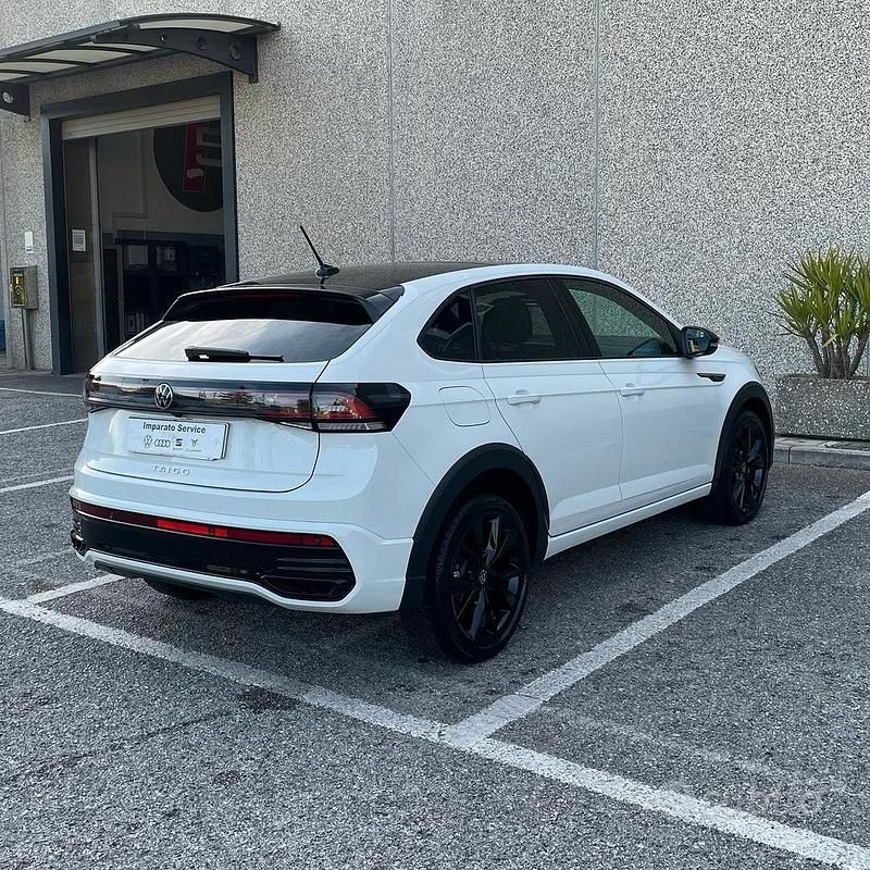 Usata VW Taigo R-line 150 CV (110 kW) 2023 Bianco SUV