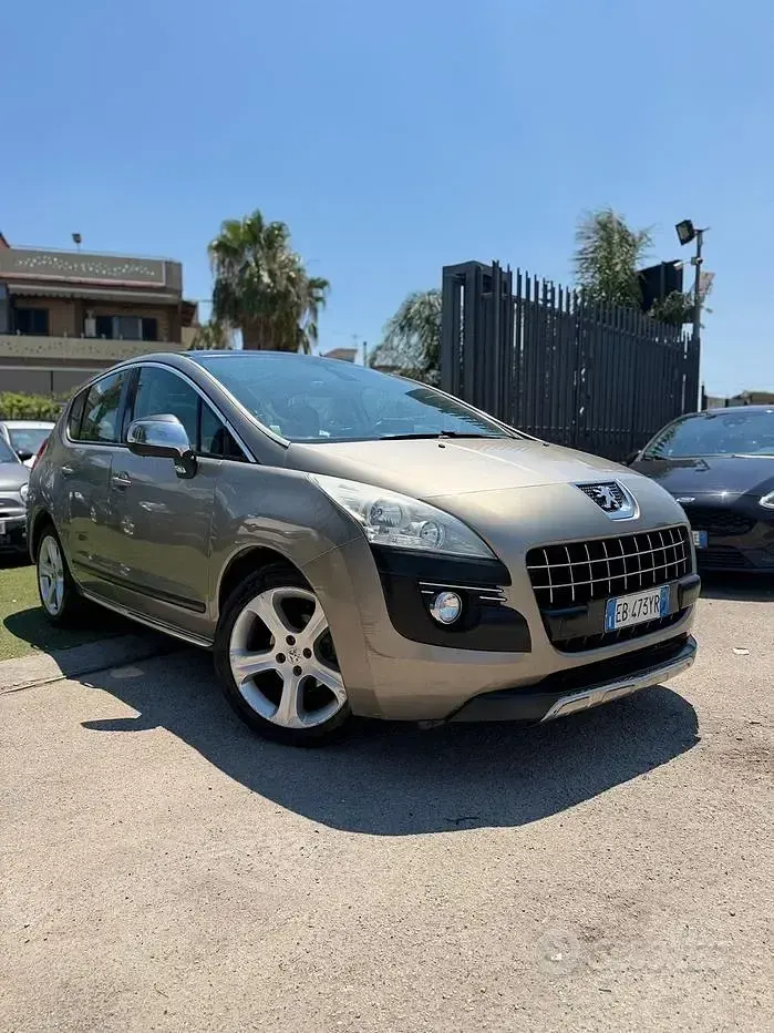 Usata Peugeot 3008 Premium 112 CV (82 kW) 2011 Grigio Station wagon