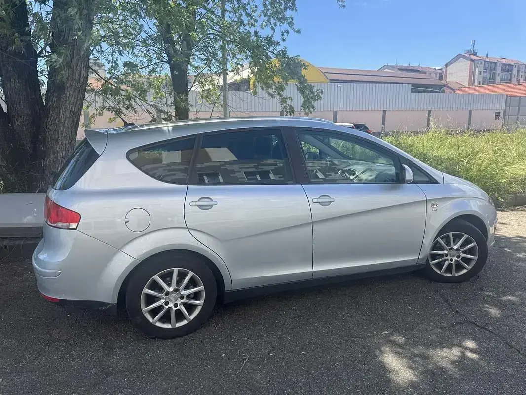 Usata Seat Altea XL Style 125 CV (91 kW) 2010 Monovolume