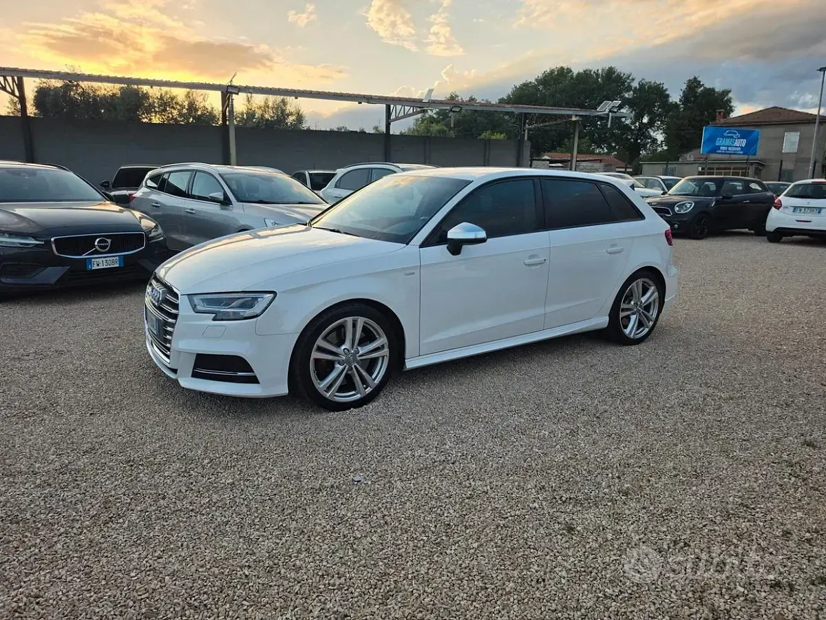Usata Audi A3 Ambiente 310 CV (228 kW) 2018 Bianco Berlina