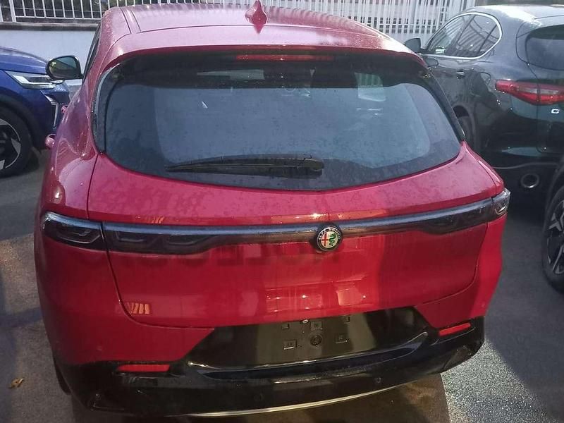 Usata Alfa Romeo Tonale Ti 131 CV (96 kW) 2022 Rossa alfa SUV
