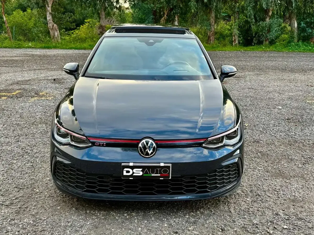 Usata VW Golf VIII GTI 245 CV (180 kW) 2020 Grigio Berlina