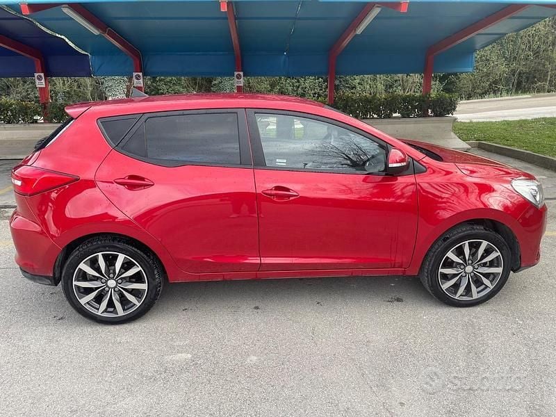 Usata EVO Evo 3 113 CV (83 kW) 2023 Rosso SUV