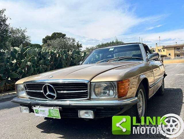 Usata Mercedes SL280 184 CV (135 kW) 1983 Oro Cabrio