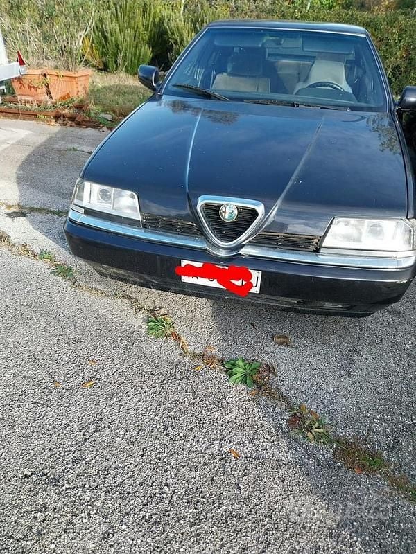Usata Alfa Romeo 164 Super 139 CV (102 kW) 1994 Nero Berlina