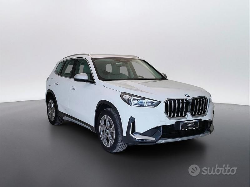Usata BMW X1 xLine 150 CV (110 kW) 2023 Alpinweiss iii paste SUV