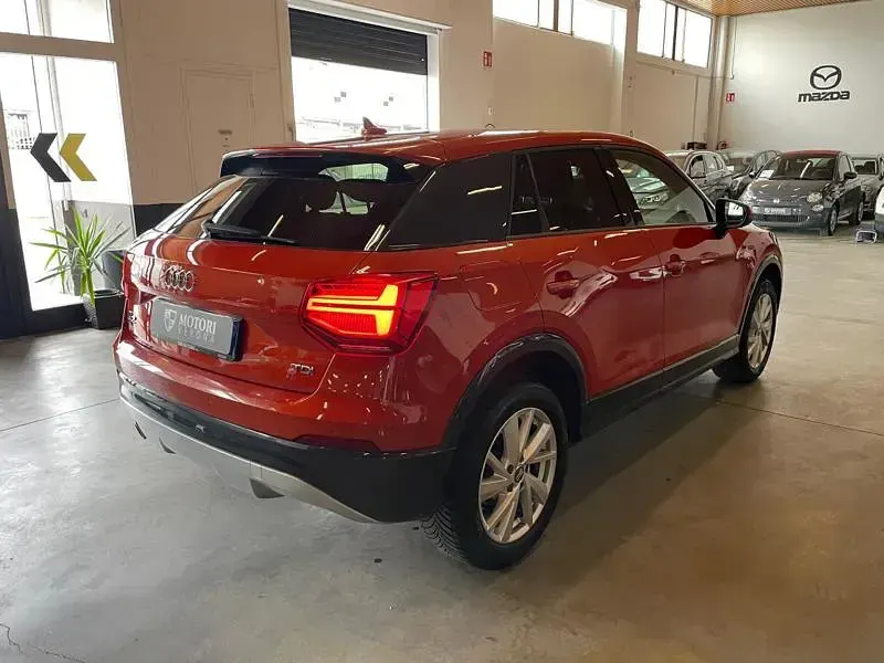 Brugt Audi Q2 Sport 116 HK (85 kW) 2017 Orange SUV