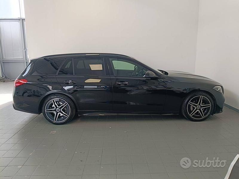 Usata Mercedes C200 Premium 163 CV (119 kW) 2022 Nero Station wagon