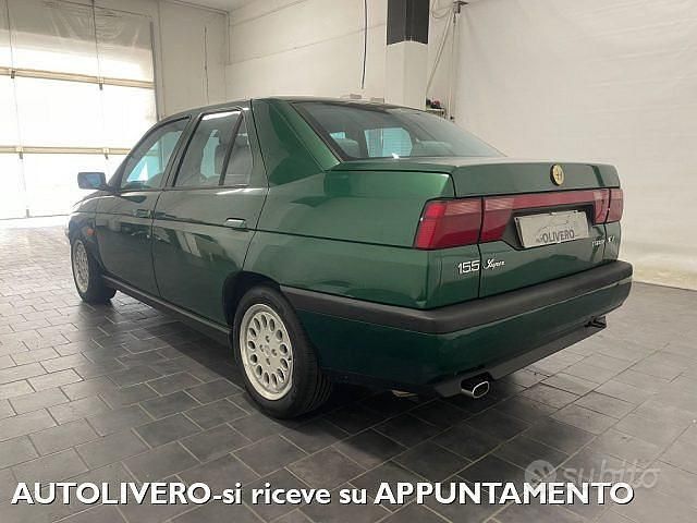 Usata Alfa Romeo 155 Super 150 CV (110 kW) 1996 Verde Berlina