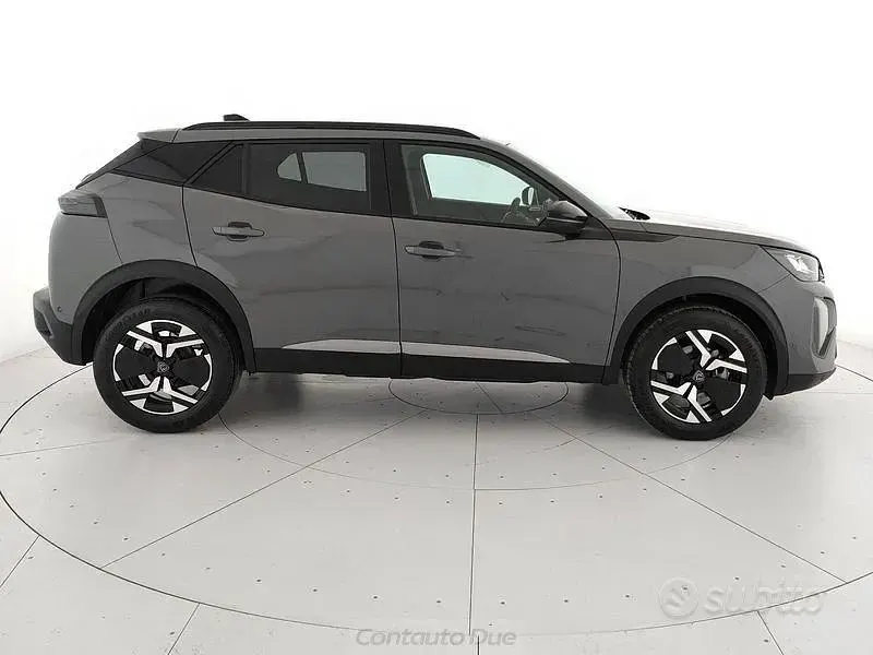 Nuova Peugeot 2008 Allure 136 CV (100 kW) 2026 SUV