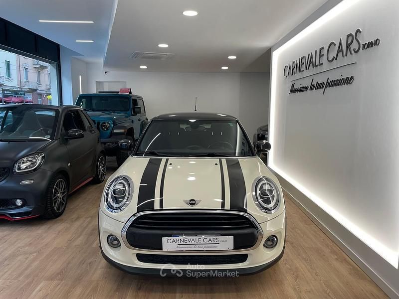 Begagnad Mini ONE 75 HK (55 kW) 2020 Beige Halvkombi
