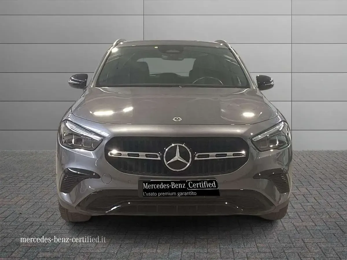 Usata Mercedes GLA200 Advanced Plus 150 CV (110 kW) 2024 Grigio SUV