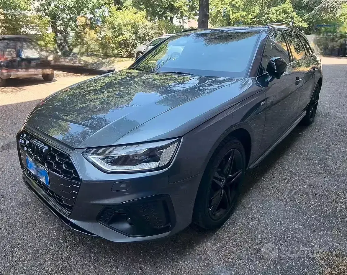 Usata Audi A4 S-Line 180 CV (132 kW) 2021 Grigio Station wagon