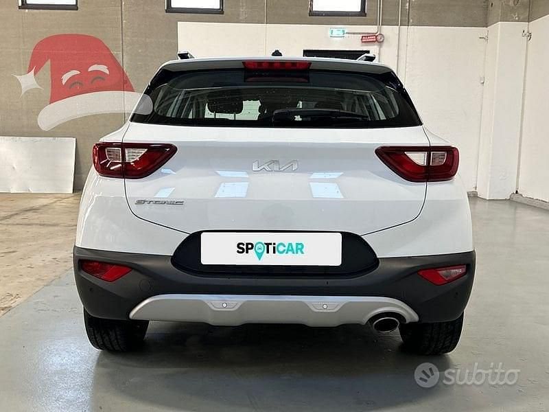 Usata Kia Stonic Style 2022 Bianco SUV