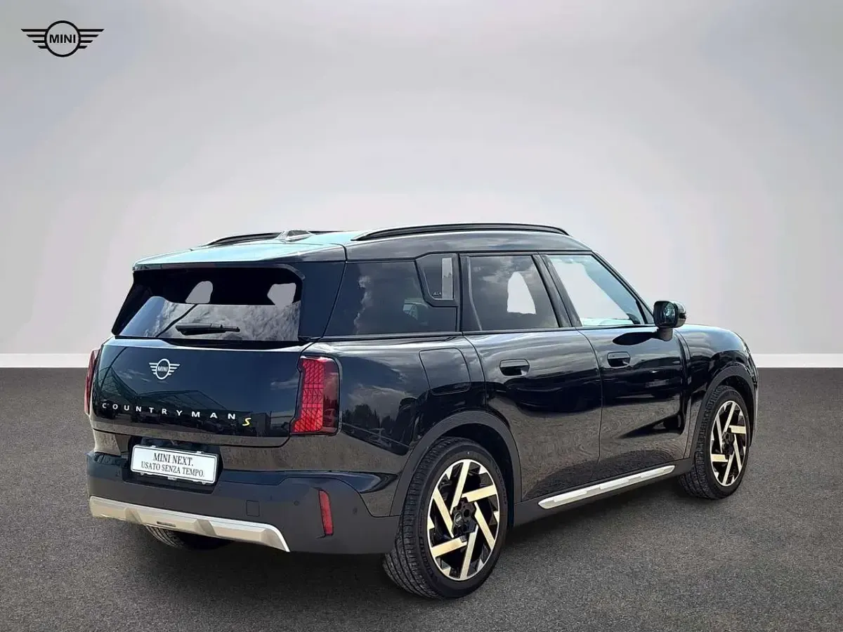 Usata Mini Countryman Favoured 225 kW (306 CV) 2025 Nero SUV
