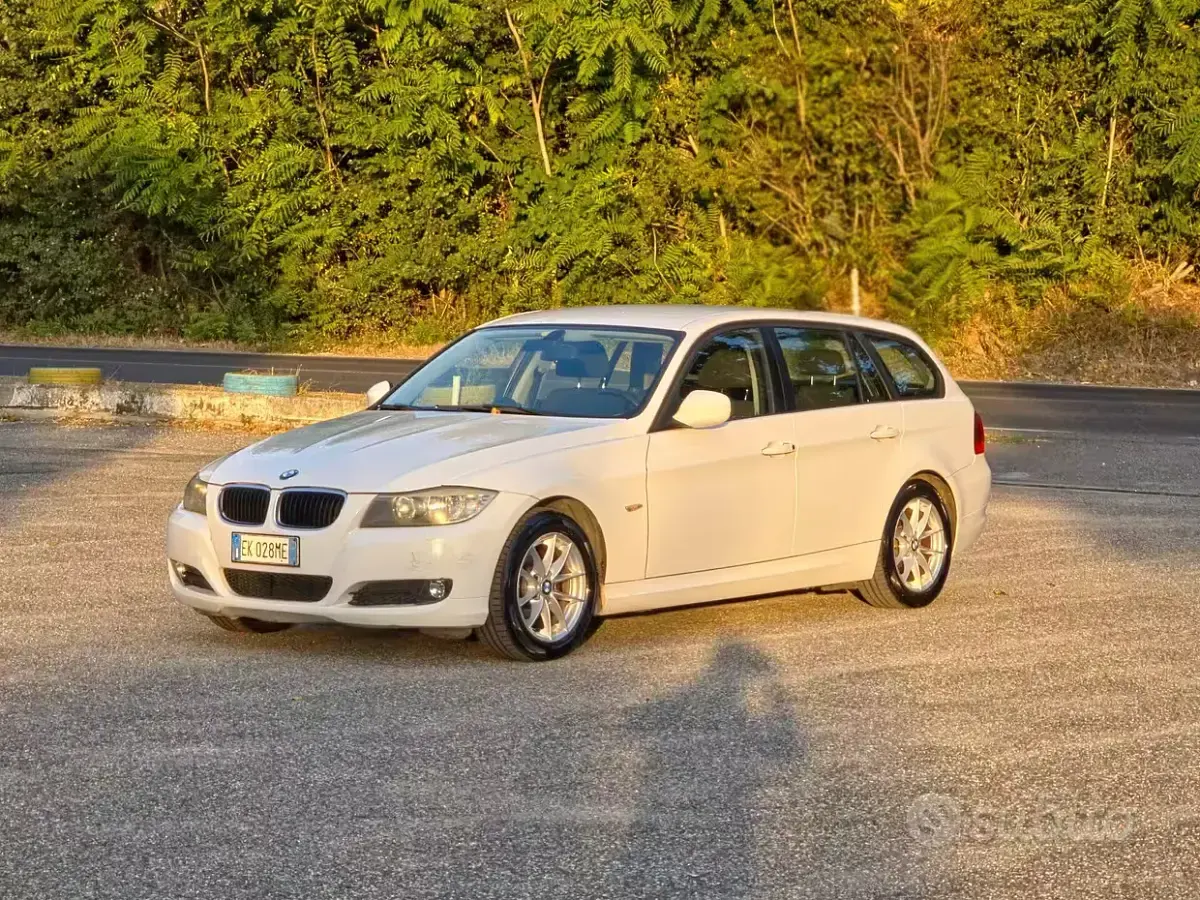 Usata BMW 316 116 CV (85 kW) 2012 Bianco Station wagon