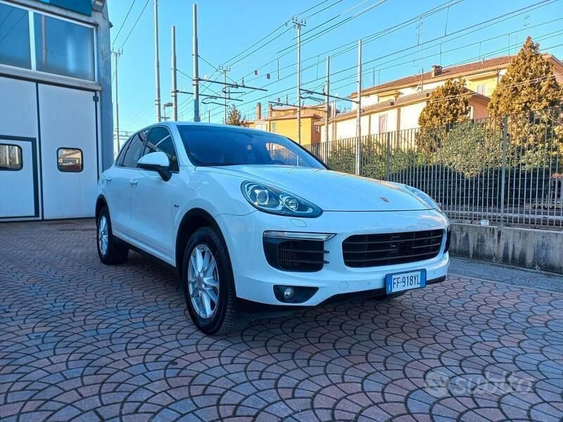 Usata Porsche Cayenne 250 CV (183 kW) 2016 Bianco SUV