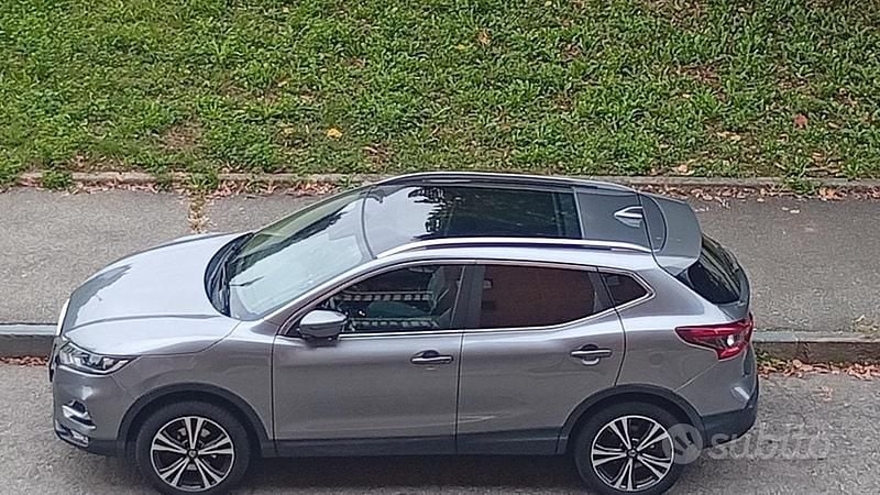 Usata Nissan Qashqai 116 CV (85 kW) 2018 Grigio SUV