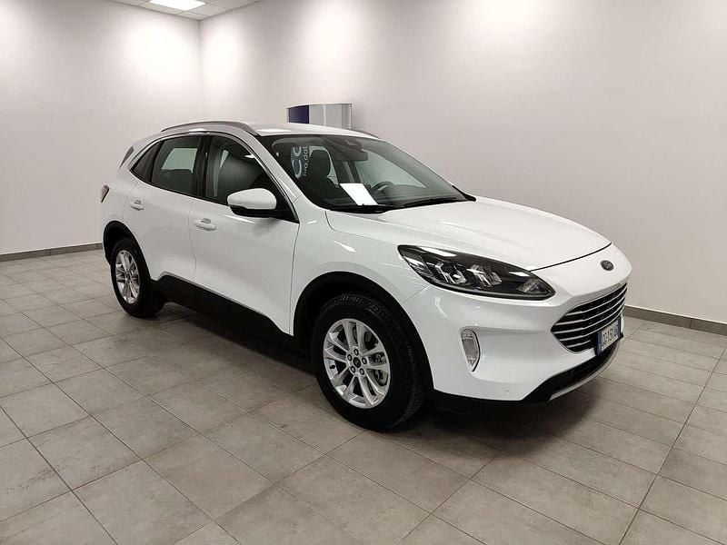 Gebraucht Ford Kuga 152 PS (111 kW) 2021 Weiß SUV