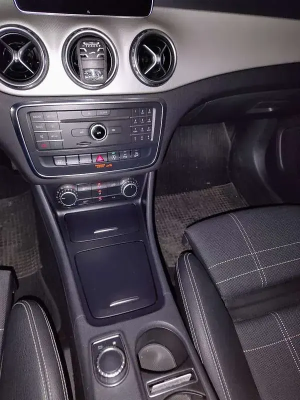 Gebraucht Mercedes GLA220 Executive 177 PS (130 kW) 2017 SUV
