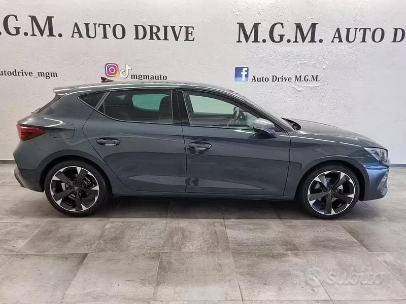 Usata Cupra Leon 150 CV (110 kW) 2025 Grigio Berlina