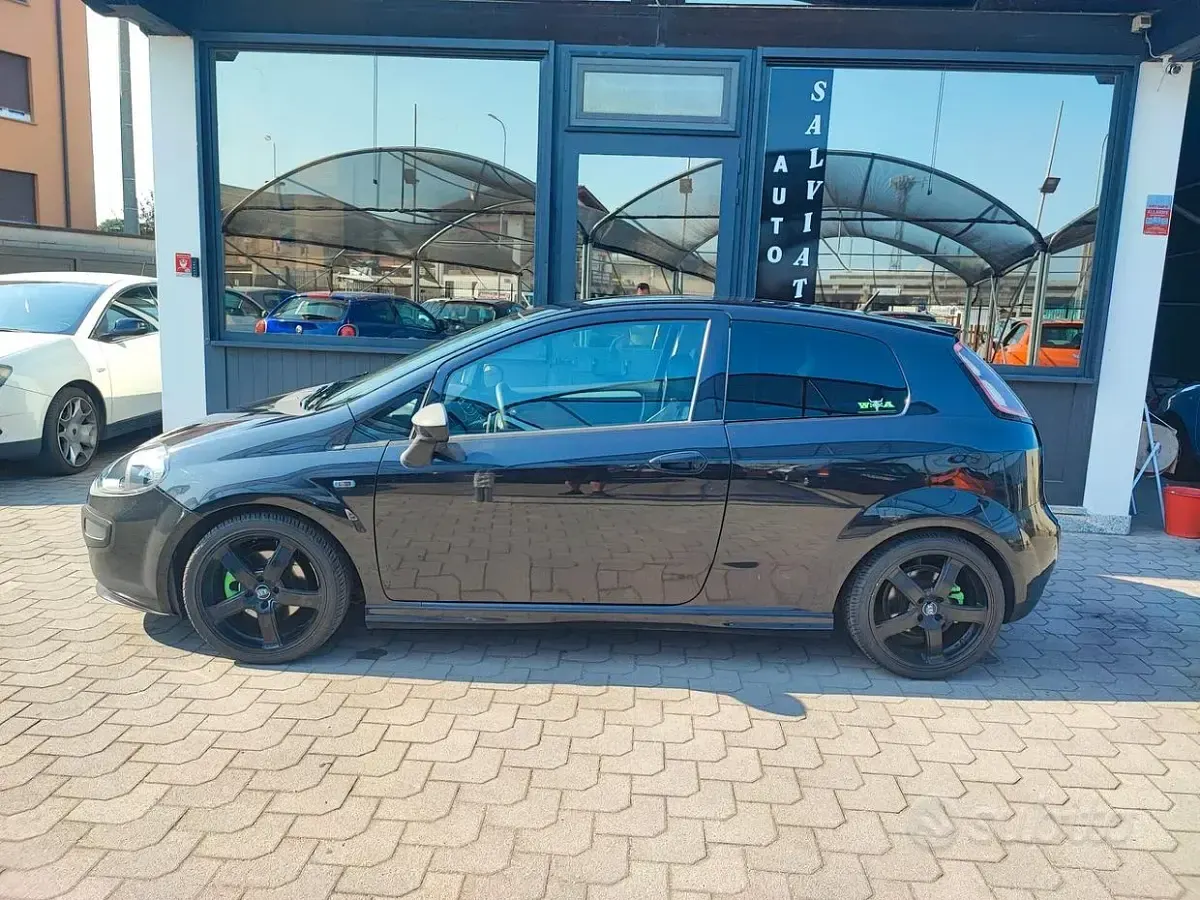 Usata Fiat Punto Evo S 135 CV (99 kW) 2011 Nero Utilitaria