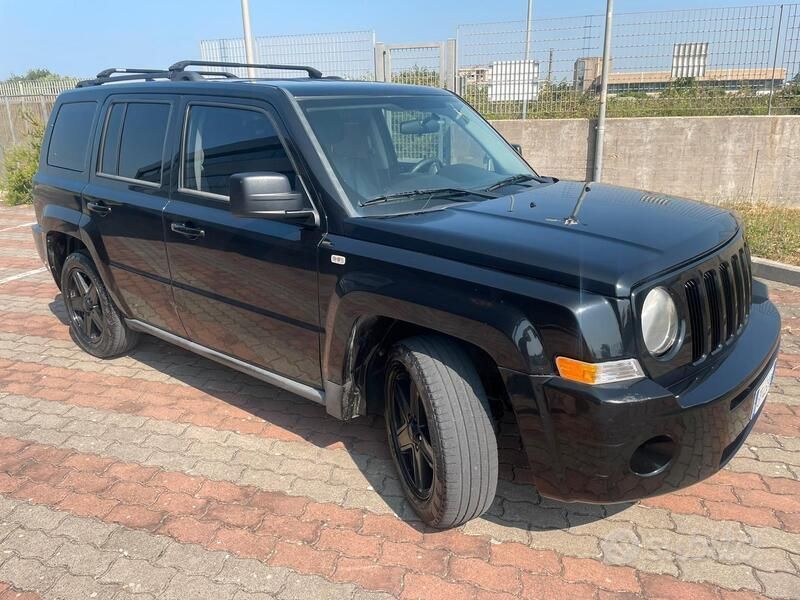 Usata Jeep Patriot Limited 163 CV (119 kW) 2010 Nero SUV