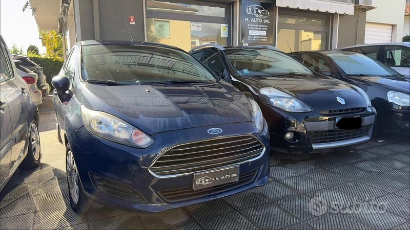 Usata Ford Fiesta Titanium 95 CV (69 kW) 2016 Blu Berlina