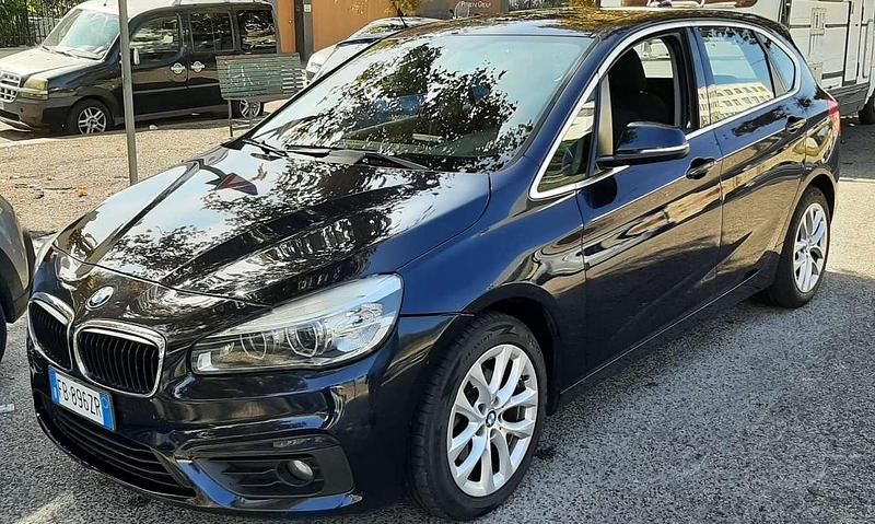 Usata BMW 216 Active Tourer Luxury Line 116 CV (85 kW) 2016 Blu/azzurro Monovolume