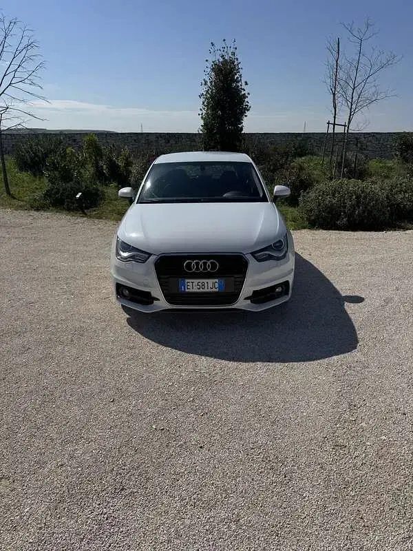Usata Audi A1 Sportback S-Line 105 CV (77 kW) 2014 Bianco Utilitaria