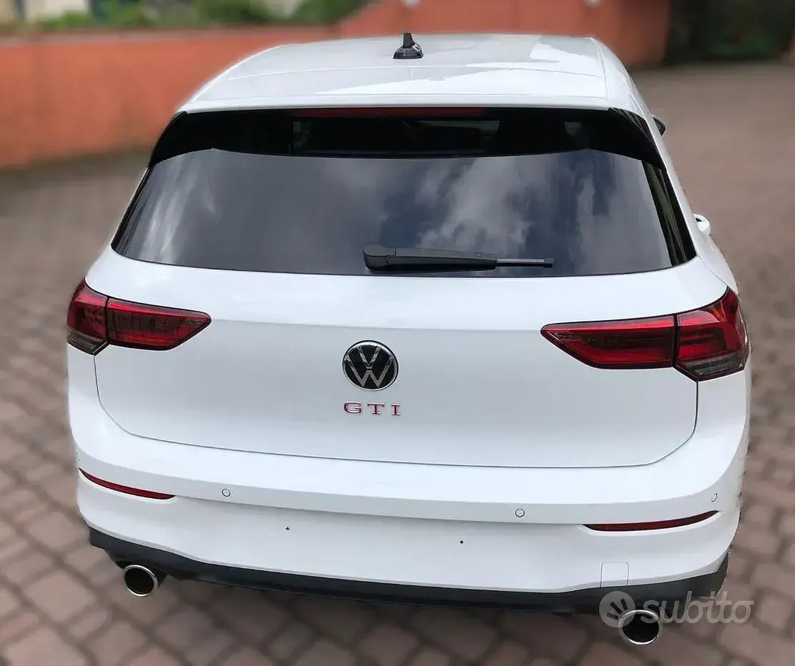 Usata VW Golf VIII GTI 245 CV (180 kW) 2022 Bianco Berlina