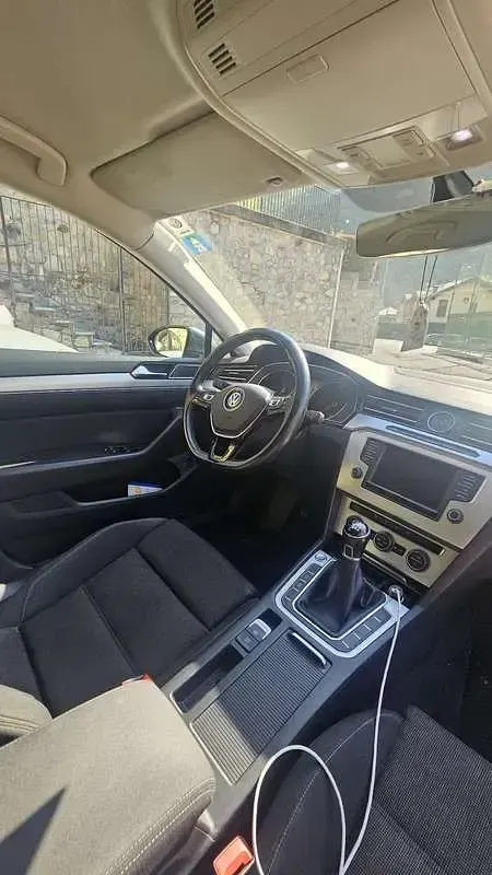 Usata VW Passat Highline 150 CV (110 kW) 2016 Berlina