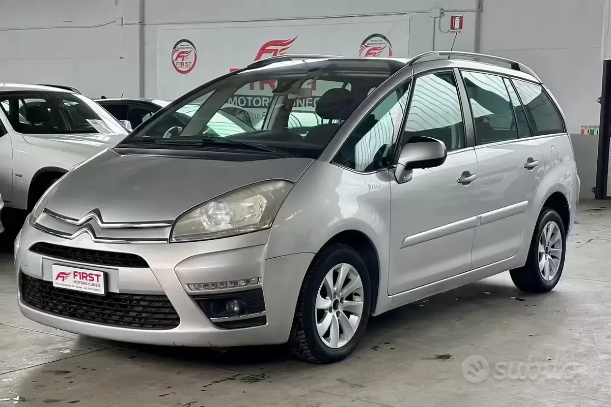 Usata Citroën Grand C4 Picasso Exclusive 112 CV (82 kW) 2013 Grigio Monovolume