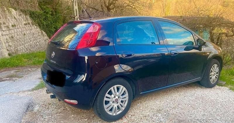 Usata Fiat Grande Punto S 75 CV (55 kW) 2016 Nero Utilitaria