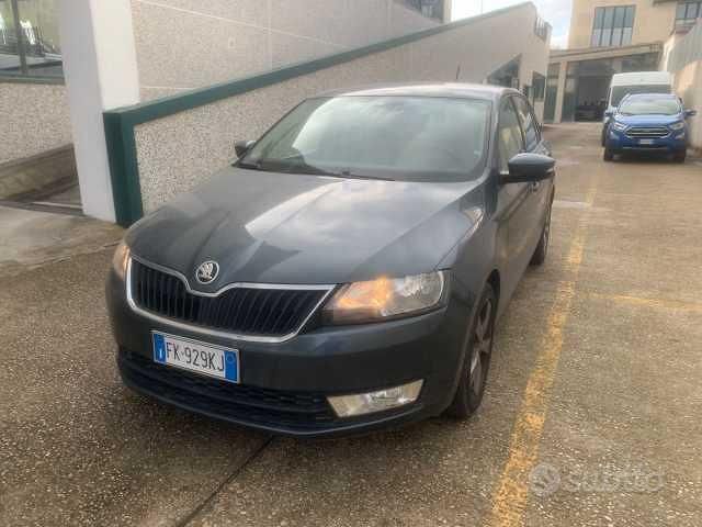 Bianco Usata 2017 Skoda Rapid Design Edition Station wagon | 9680 € - Immagine 1/4