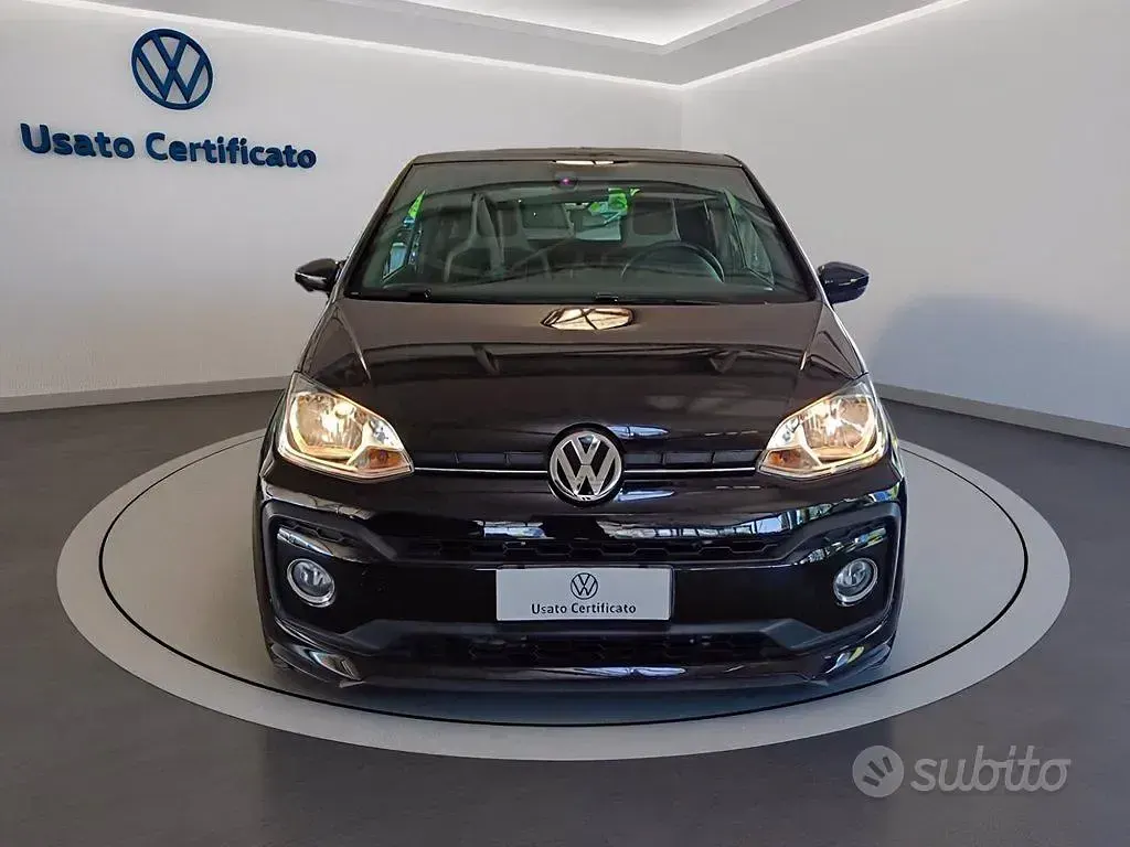 Usata VW up! Highline 90 CV (66 kW) 2018 Nero Utilitaria