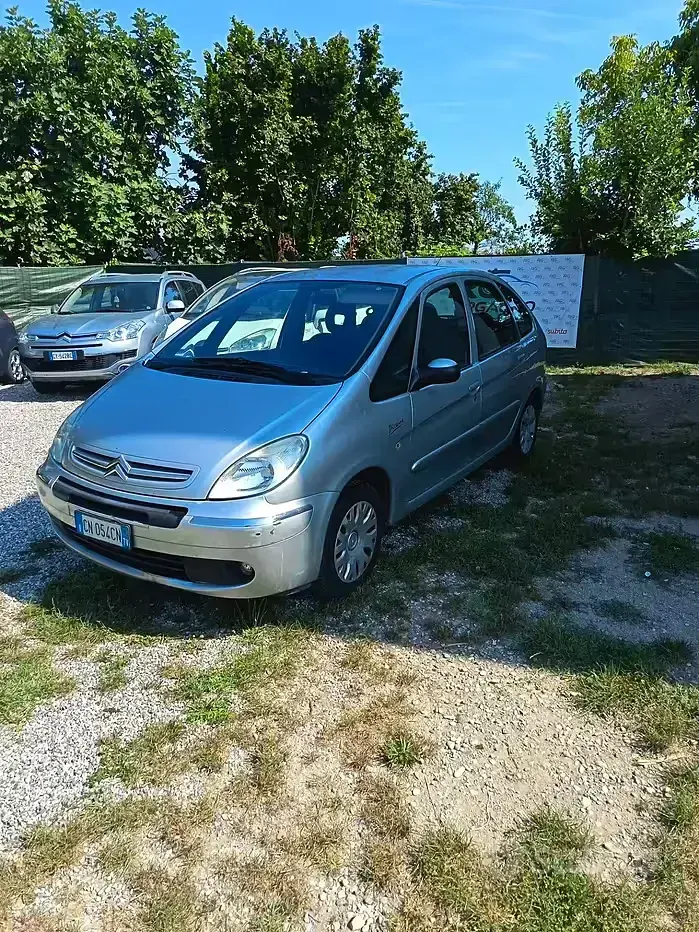 Usata Citroën Xsara Picasso Exclusive 90 CV (66 kW) 2004 Monovolume